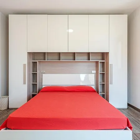 Apartment Lake View Cremia